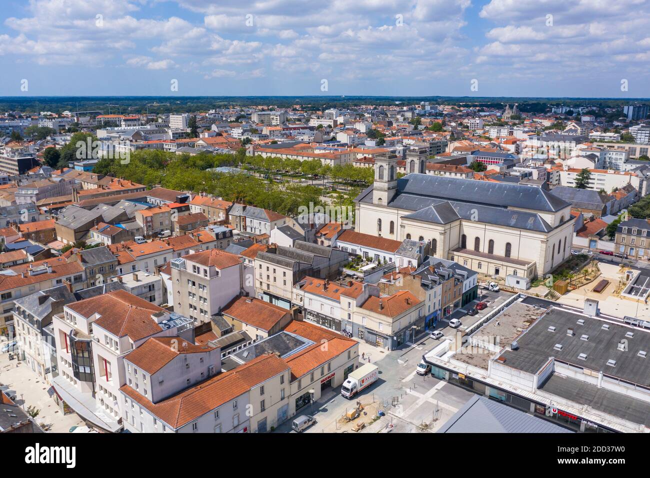 Square rooftop hires stock photography and images Alamy
