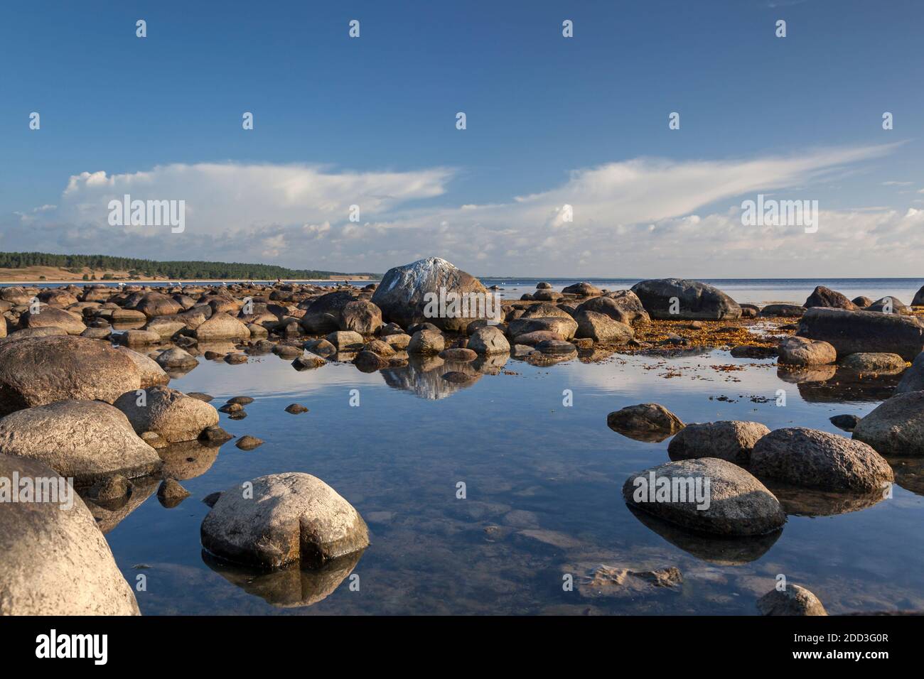 geography / travel, Sweden, Skane, Kivik, calculus at Baltic Sea beach in Vitemoella, Kivik, Skane, So, Additional-Rights-Clearance-Info-Not-Available Stock Photo