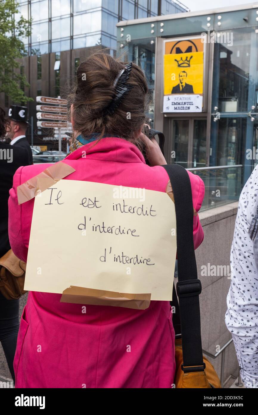 Il interdit d'interdire hires stock photography and images Alamy