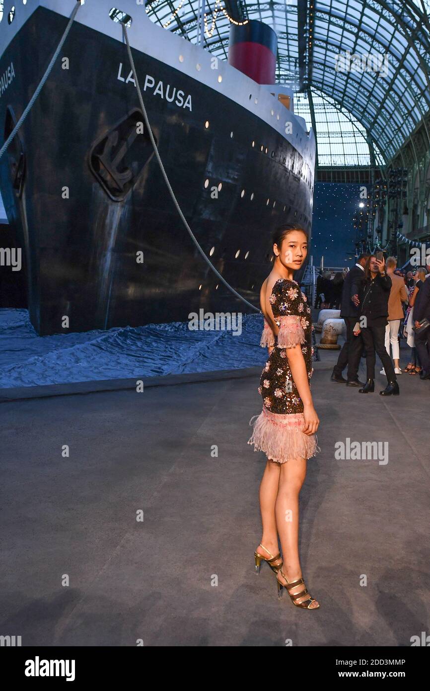 Chutimon Chuengcharoensukying attends the Chanel Cruise 2018/2019