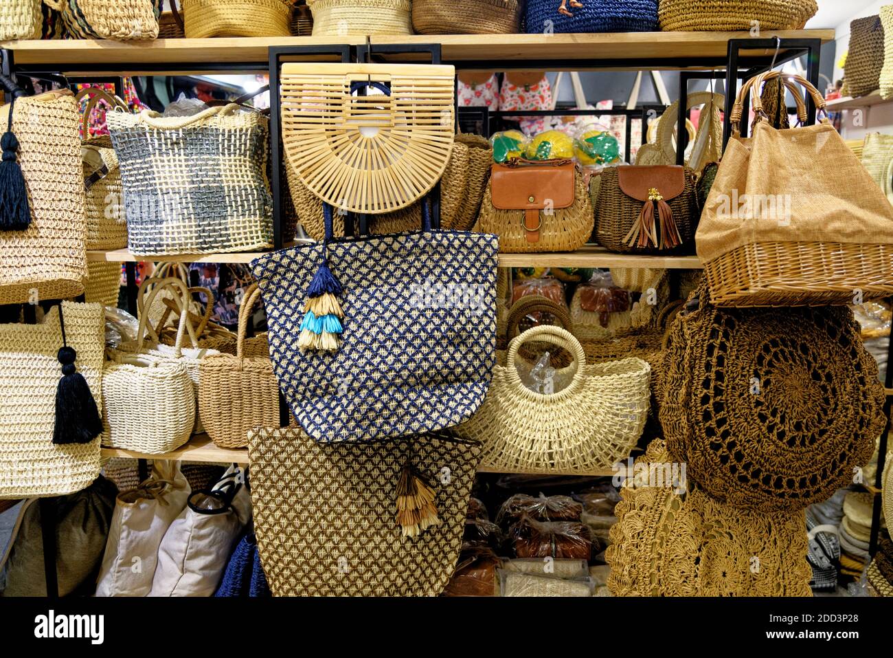 Hand bag display street hi-res stock photography and images - Alamy