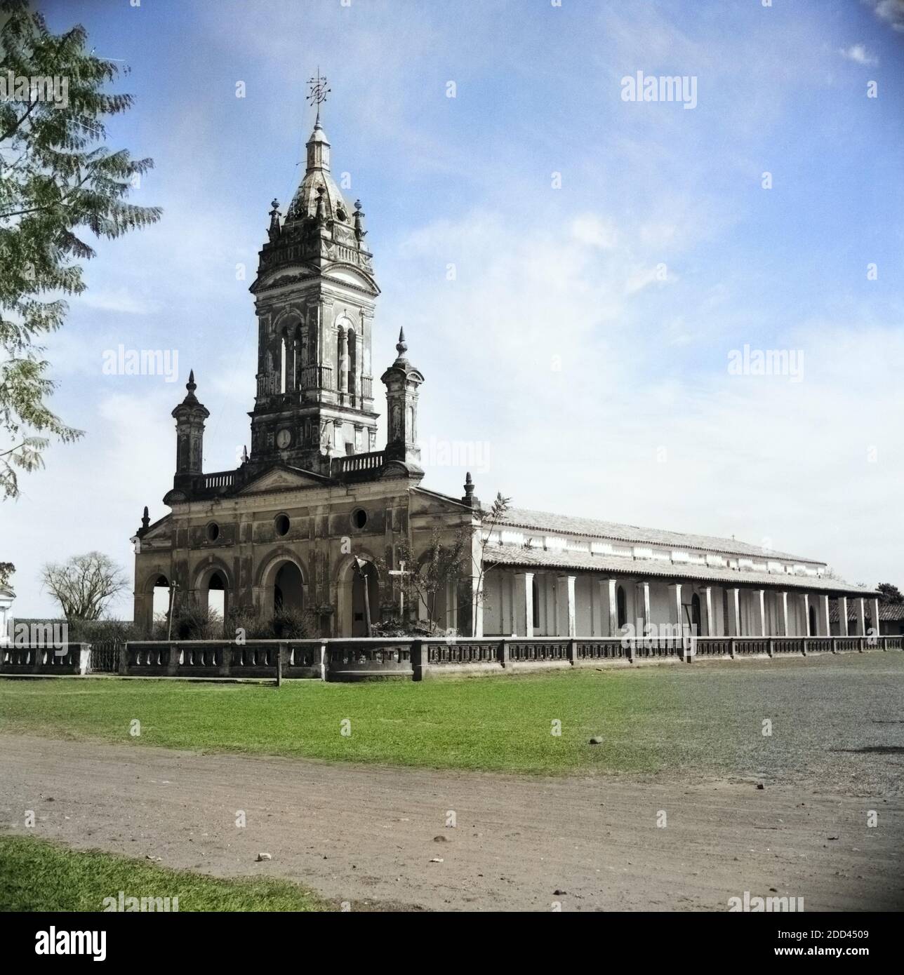 Iglesia Virgen del Rosario in Itauguá, Paraguay 1964. Itauguá, Paraguay 1964 Stock Photo - Alamy Iglesia Virgen del Rosario in Itauguá, Paraguay 1964. Itauguá, Paraguay 1964 Stock Photo - Alamy