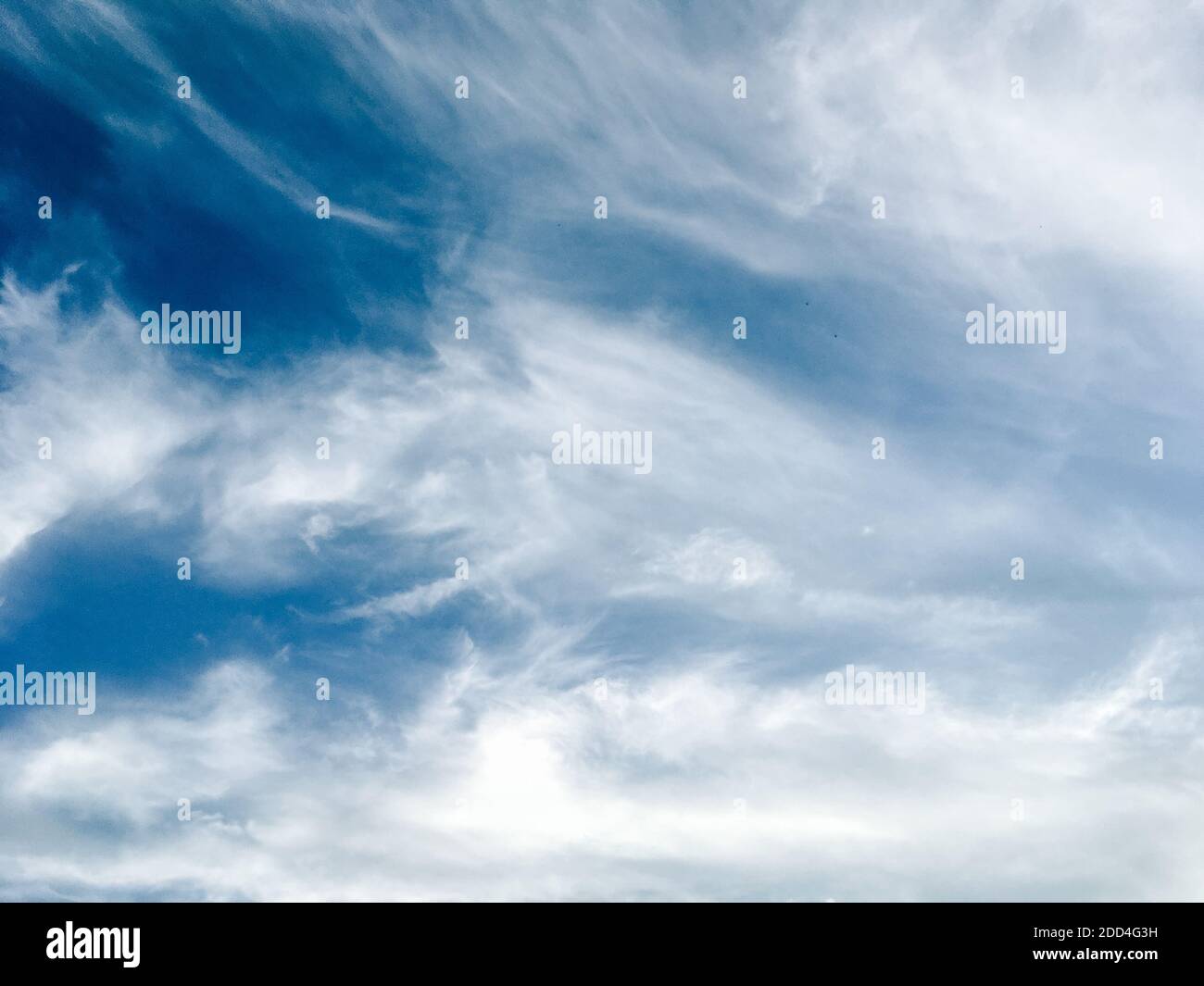 Blue sky with beautiful and fluffy white clouds Stock Photo - Alamy