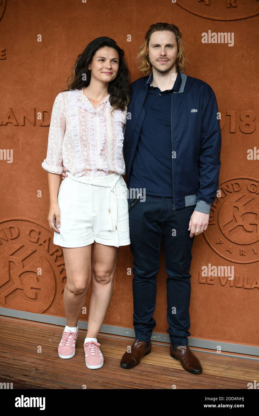 Sitemapcdatahttpsshopinf Inetcomjean Baptiste Shelmerdine Couple