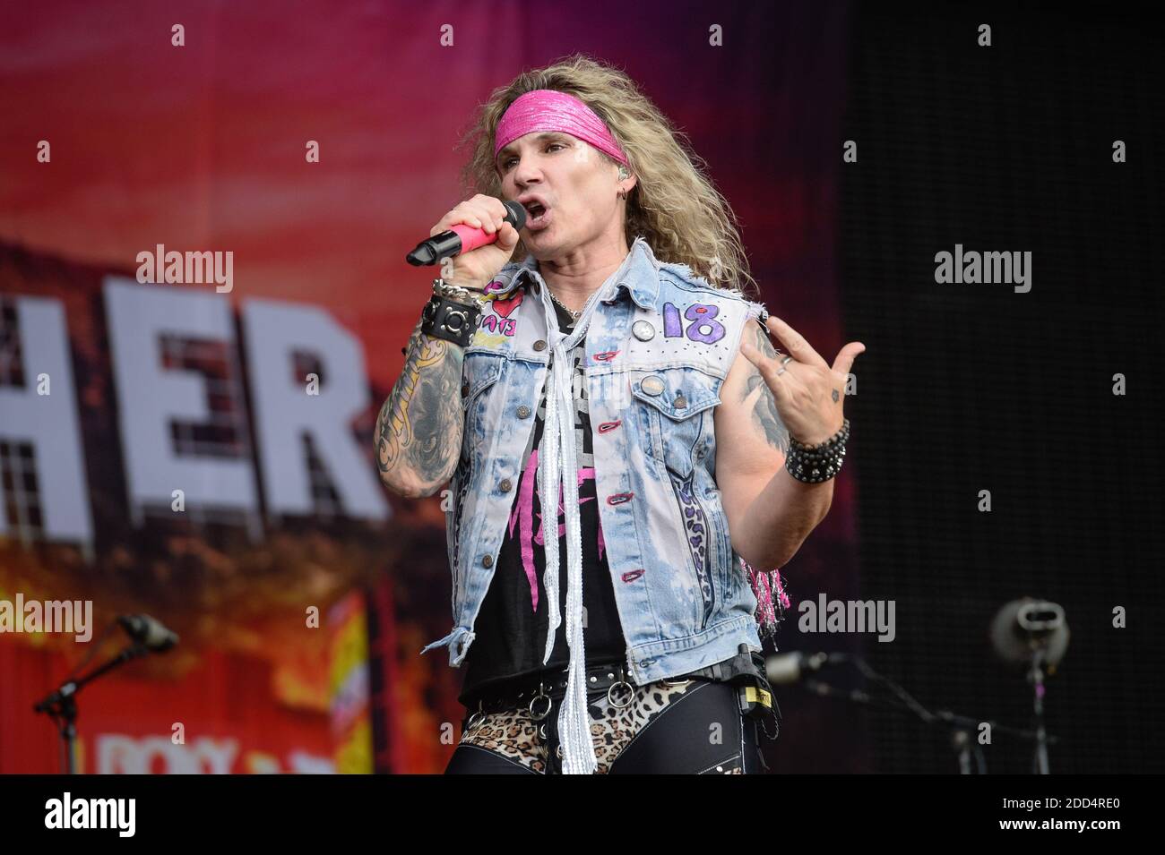 steel-panther-performing-live-on-stage-during-wacken-open-air-festival