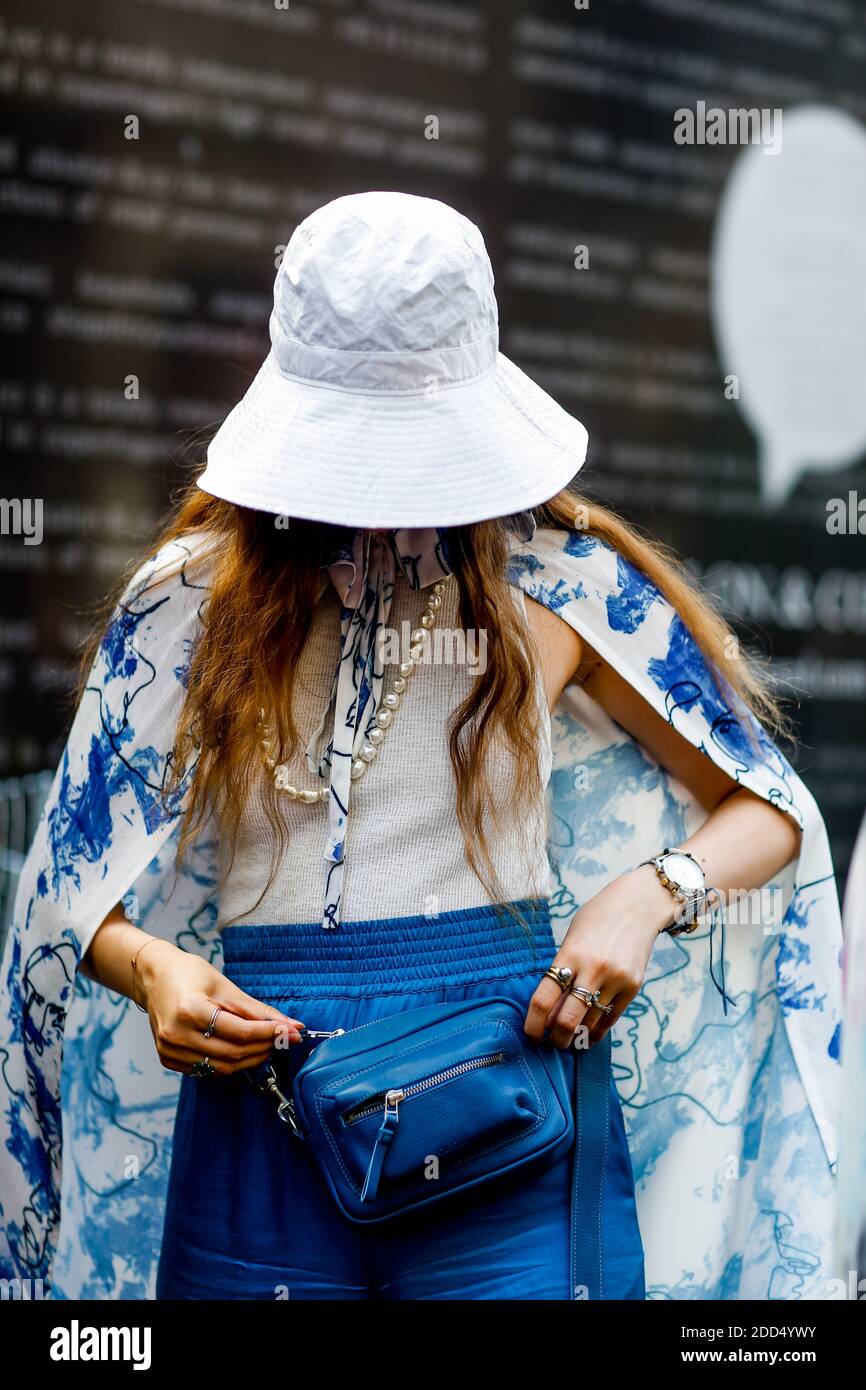 sac transparent irisé