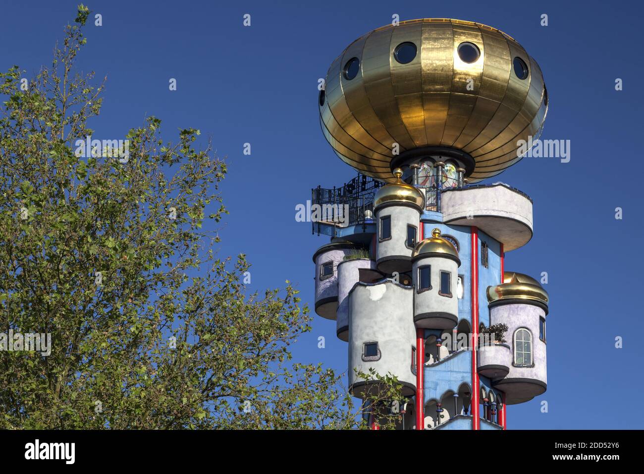Kuchlbauer turm hi-res stock photography and images - Alamy