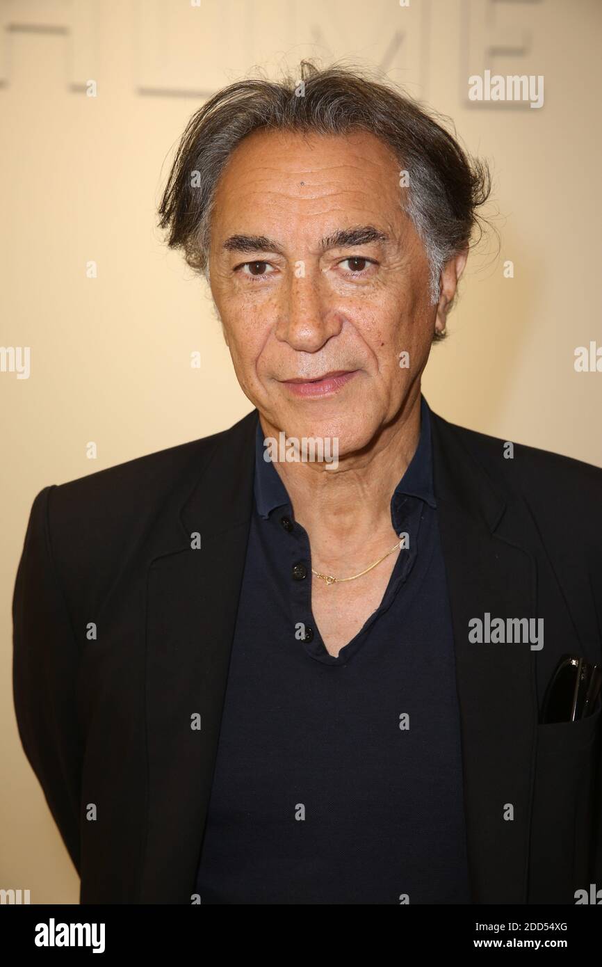 Richard Berry lors du vernissage de l'exposition photographique Home a