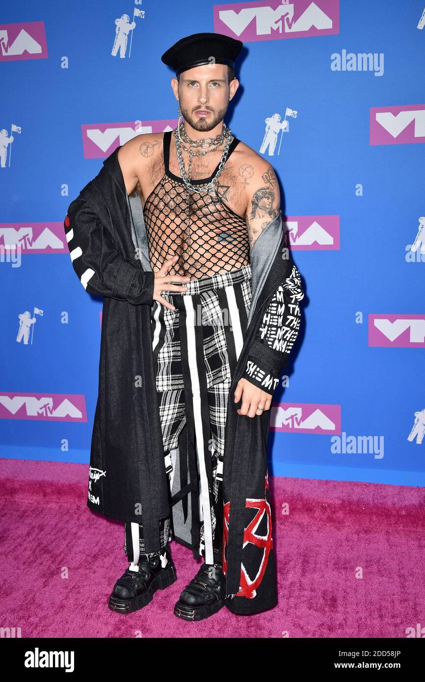 Nico Tortorella attends the 2018 MTV Video Music Awards at Radio City Music Hall on August 20