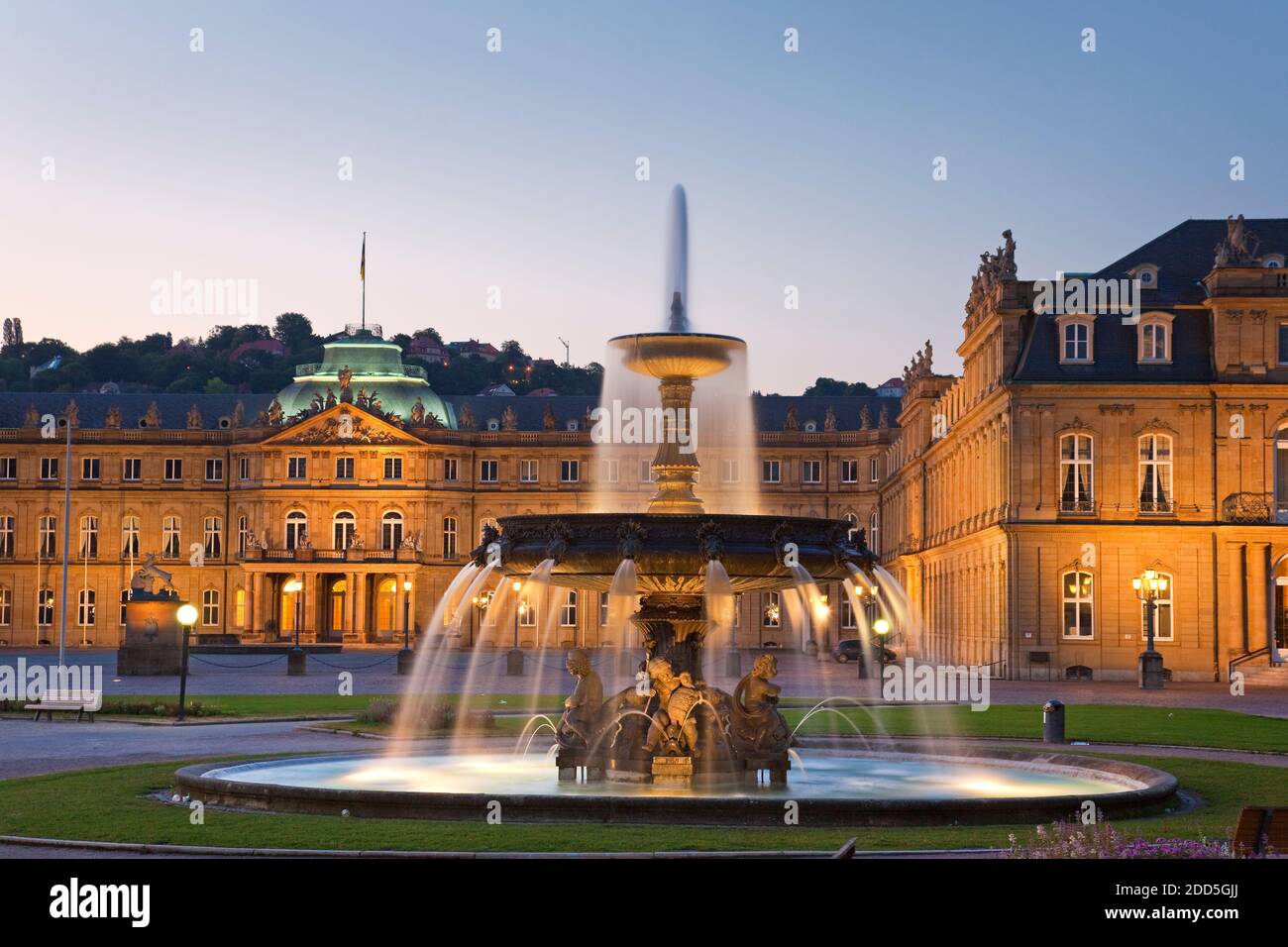 Fountains stuttgart hi-res stock photography and images - Alamy