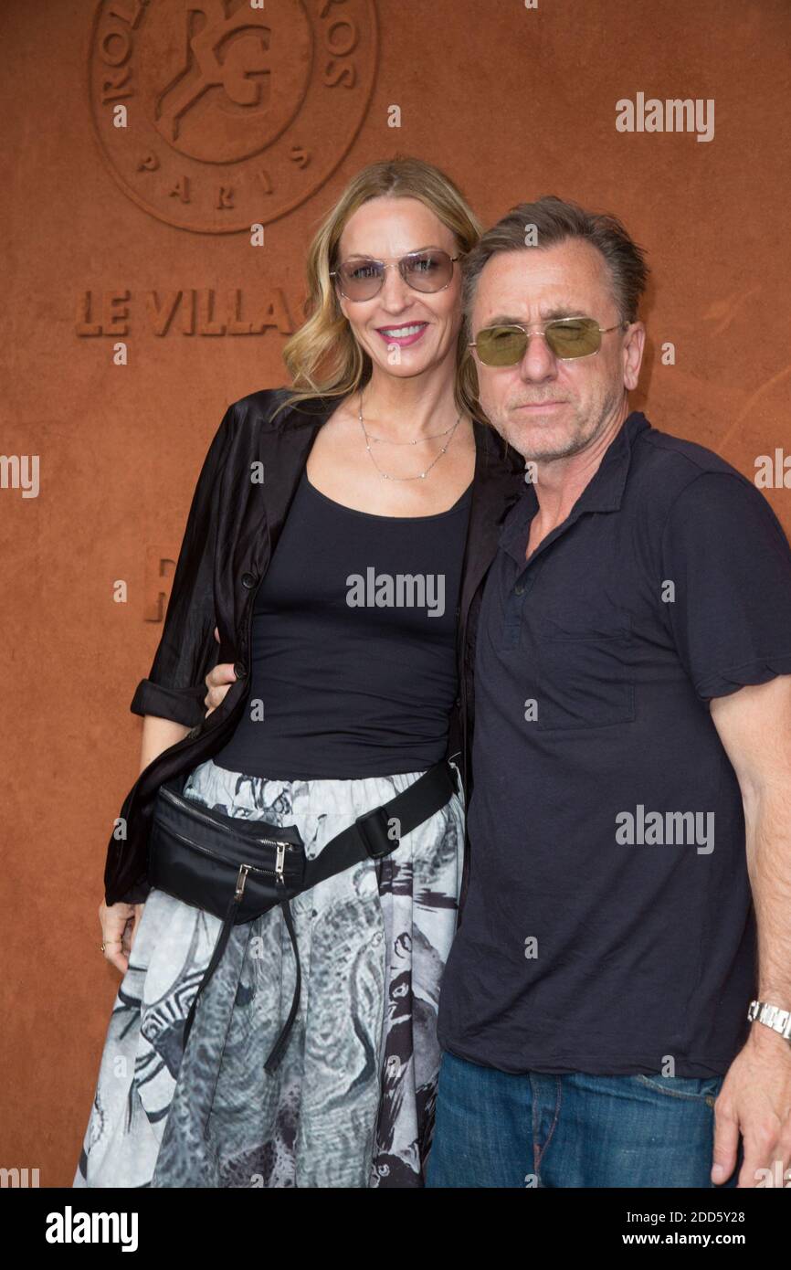 Tim roth wife nikki butler hires stock photography and images Alamy