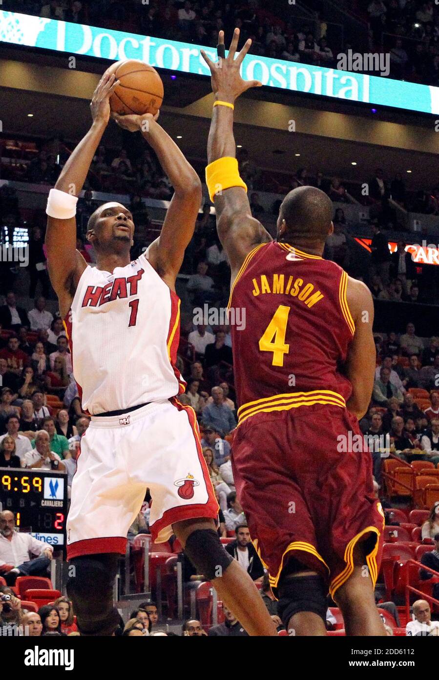 Cleveland Cavaliers' Antawn Jamison shoots against the Detroit Pistons in a  preseason NBA basketball game Tuesday, Dec. 20, 2011, in Cleveland. (AP  Photo/Mark Duncan Stock Photo - Alamy