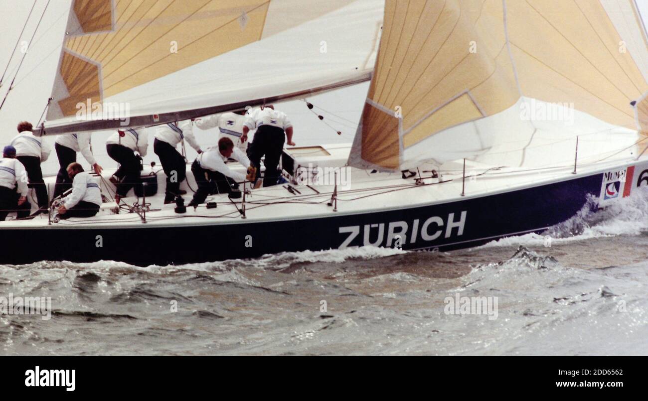 AJAXNETPHOTO. 5TH AUGUST, 1991. SOLENT, ENGLAND. - ADMIRAL'S CUP 1991 ...