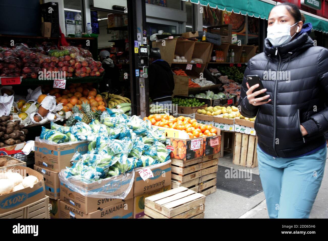 Variety of Fresh Fruits and Vegetables on Sale, New York, USA Stock