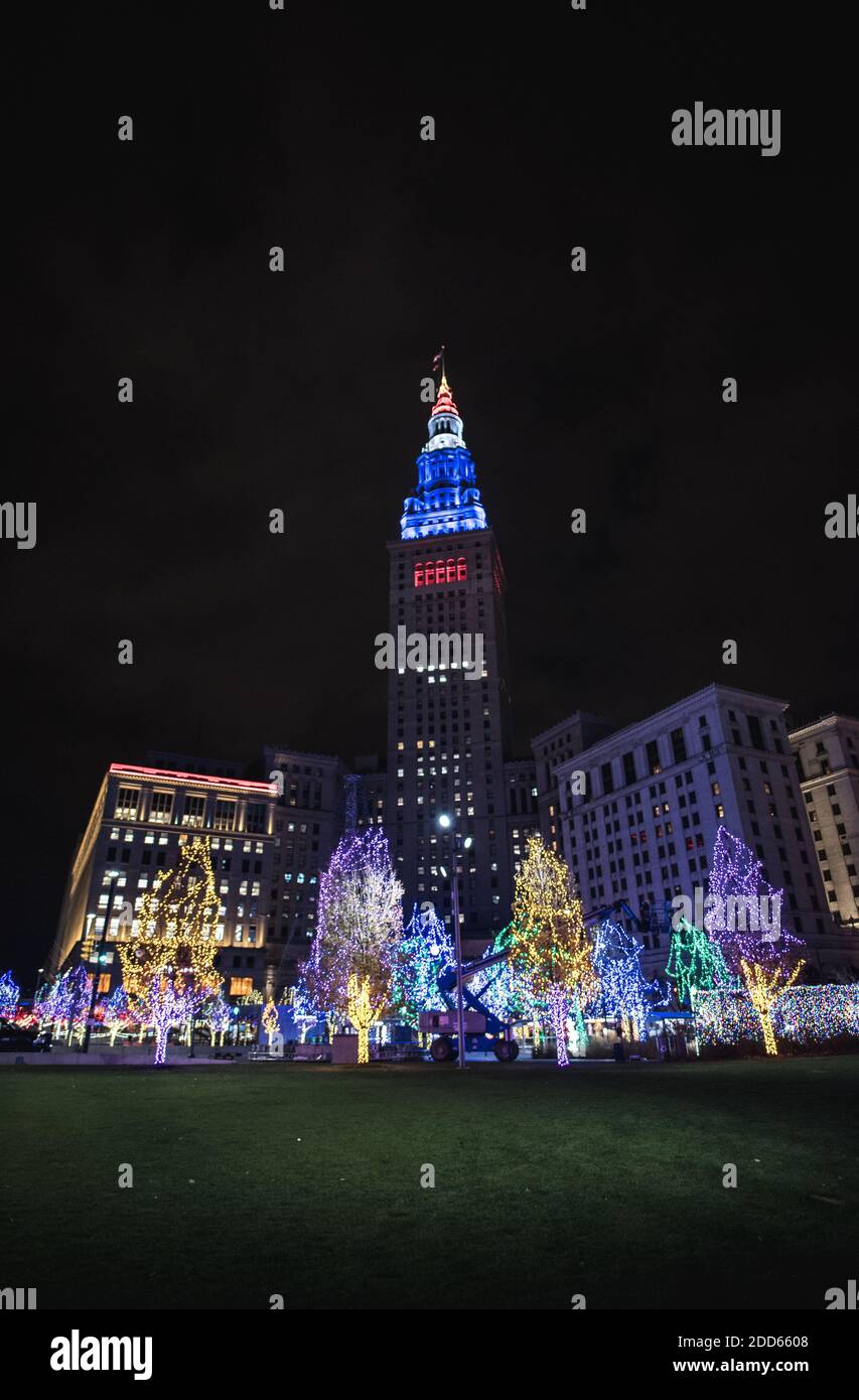 Cleveland public square landscape hires stock photography and images