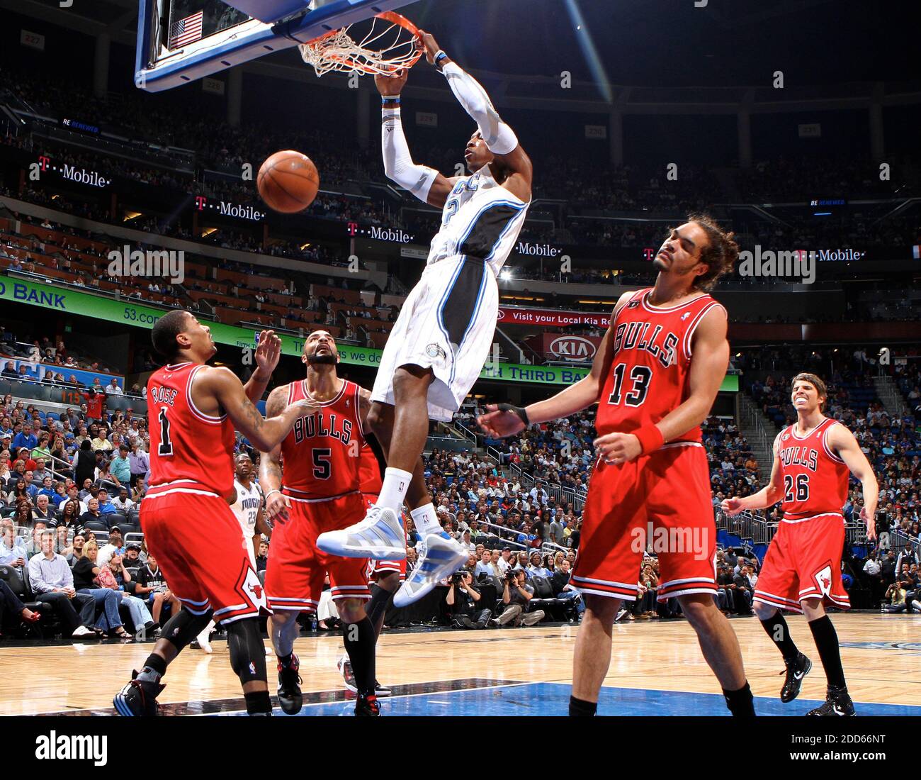 Derrick rose cheap vs magic
