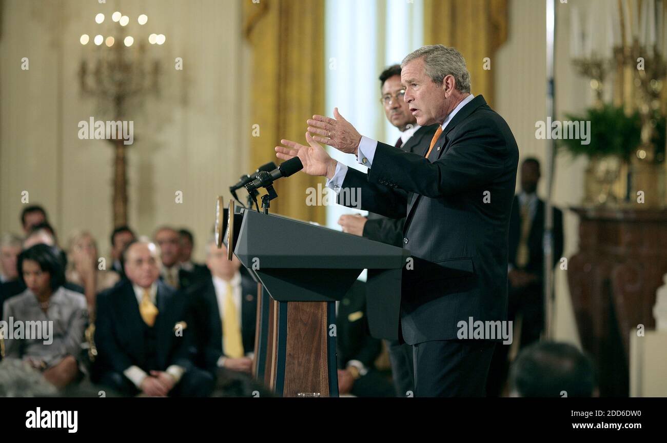 NO FILM, NO VIDEO, NO TV, NO DOCUMENTARY - Pakistani President Pervez Musharraf, left, and U.S. President George W. Bush answer questions during a news conference in the White House in Washington DC, USA on Friday, September 22, 2006. Photo by Chuck Kennedy/MCT/ABACAPRESS.COM Stock Photo