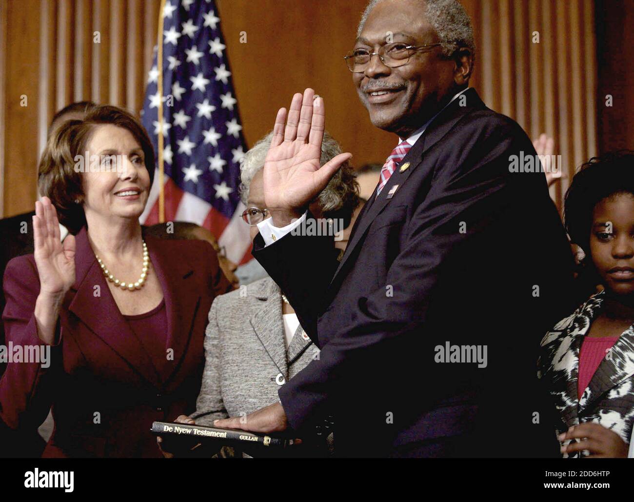 NO FILM, NO VIDEO, NO TV, NO DOCUMENTARY - U.S. Congressman Jim Clyburn (D-SC) participates in a mock swearing in ceremony with Speaker of the House, Nancy Pelosi, on Capitol Hill, in Washington, D.C., US, on January 4, 2007. Photo by Andrew Councill/MCT/ABACAPRESS.COM Stock Photo