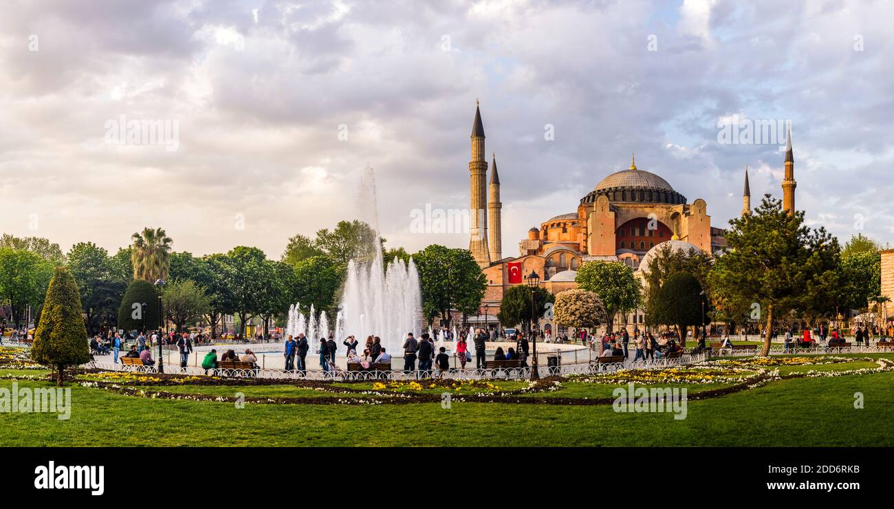 Hagia Sophia (Aya Sofya) seen from Sultanahmet Square Park and Gardens ...