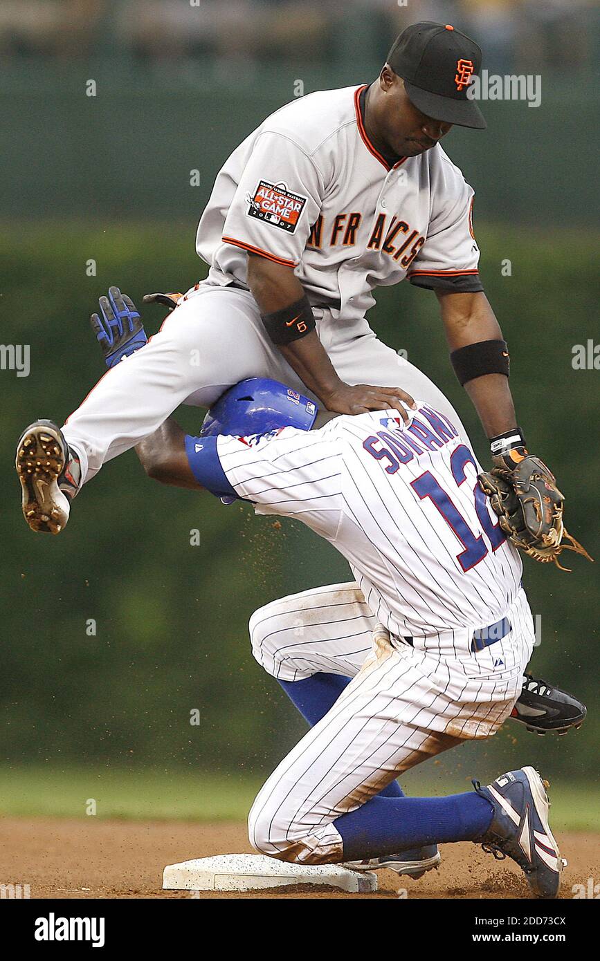 NO FILM, NO VIDEO, NO TV, NO DOCUMENTARY - Chicago Cubs' Alfonso Soriano (12) gets tangled up with San Francisco Giants' Ray Durham after being forced out at second to begin a double play in the first inning at Wrigley Field in Chicago, IL, USA on July 16, 2007. Photo by Nuccio DiNuzzo/Chicago Tribune/MCT/Cameleon/ABACAPRESS.COM Stock Photo