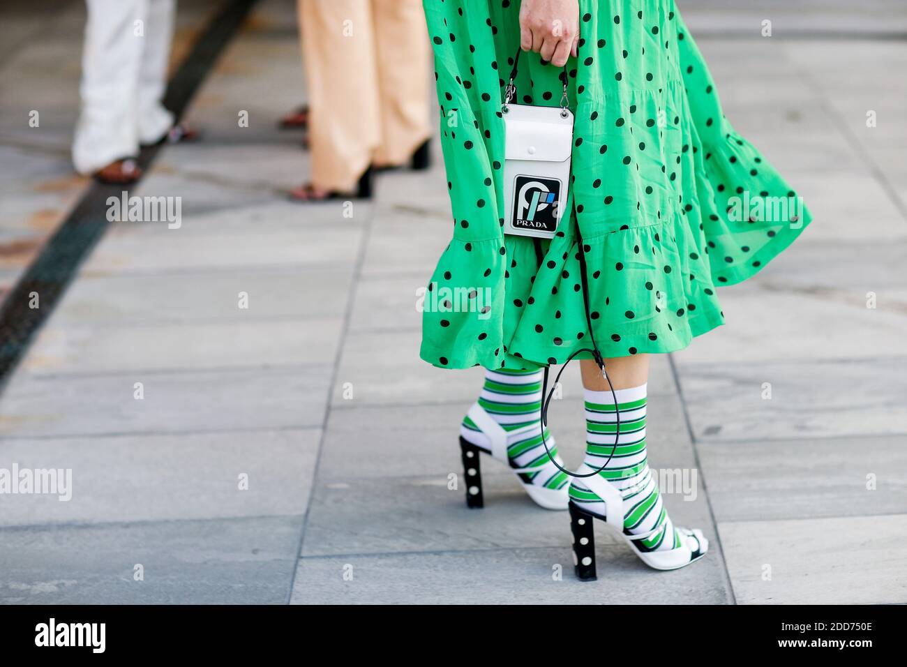 Street style, close up at Designers Remix spring summer 2019 ready-to-wear  show held at Hambrosgade in Copenhagen, Denmark, on August 9, 2018. Photo  by Marie-Paola Bertrand-Hillion/ABACAPRESS.COM Stock Photo - Alamy