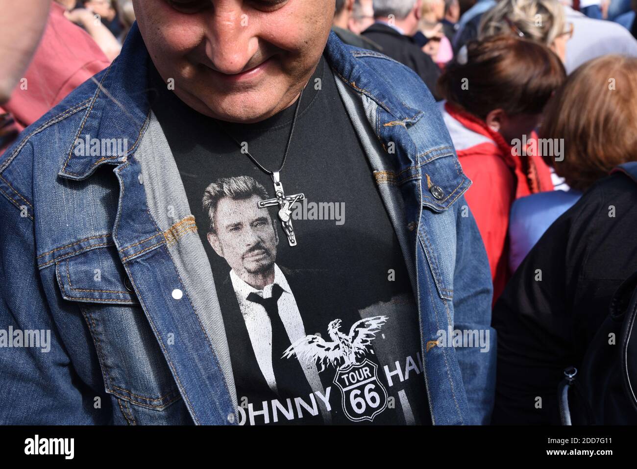 Fans at Tribute to Johnny Hallyday for his 75th birthday at Madeleine