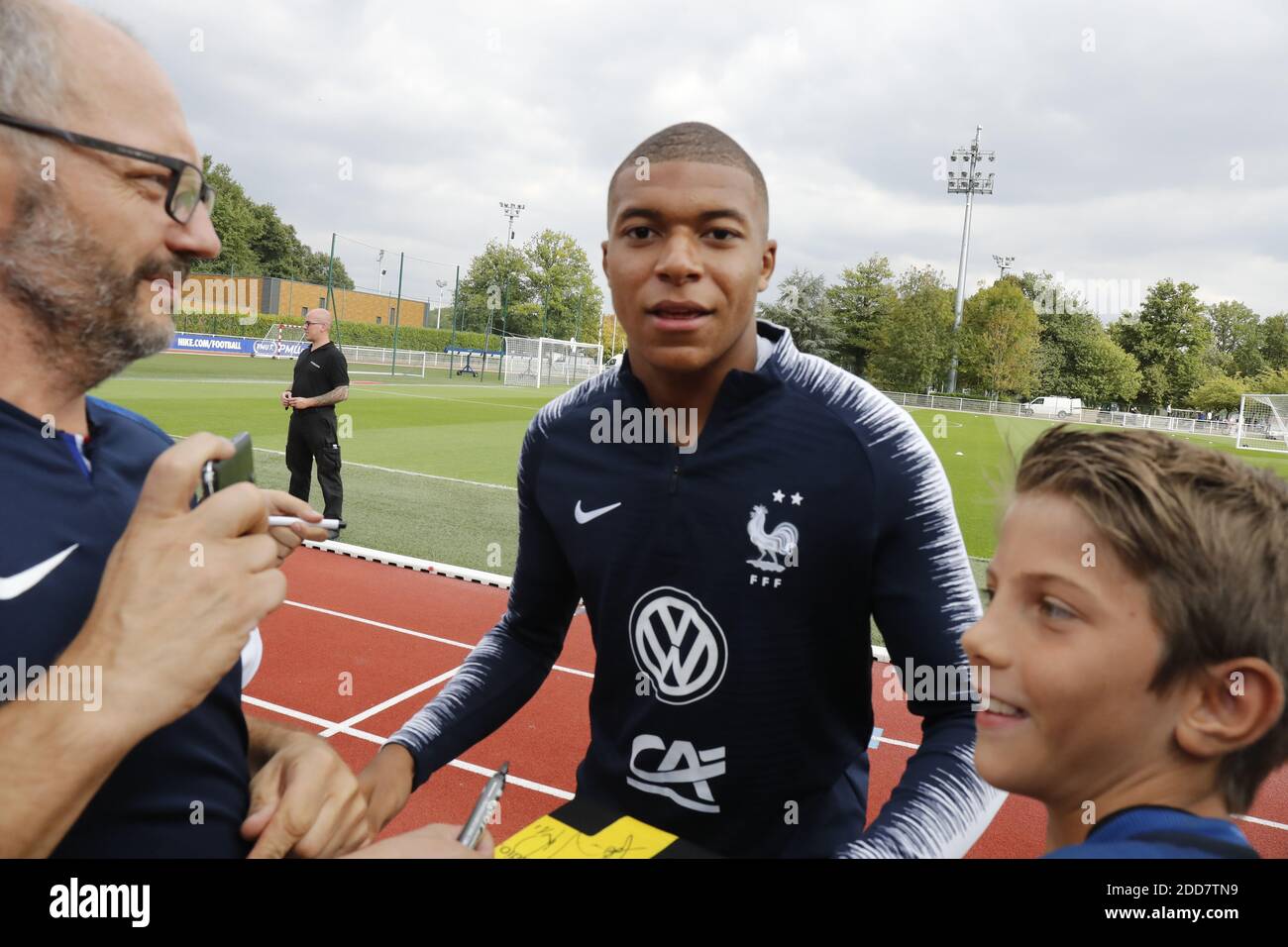 Kylian Mbappe with fans in the Centre d'Entraînement of the French National  Football team in Clairefontaine-en-Yvelines, France on September 3rd, 2018.  Photo by Henri Szwarc/ABACAPRESS.COM Stock Photo - Alamy