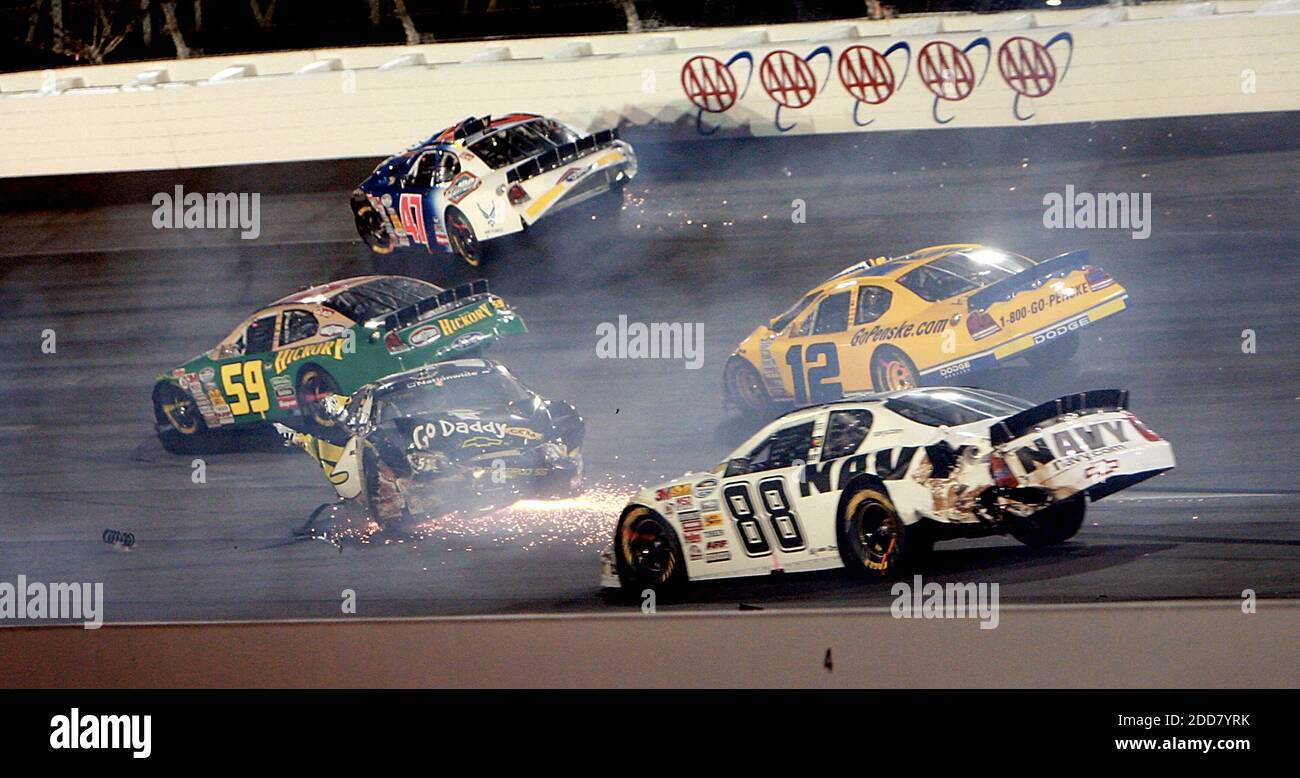 NO FILM, NO VIDEO, NO TV, NO DOCUMENTARY - Mark Martin (5) is hit in the back starting a wreck that collected six cars during the Diamond Hill Plywood 200 at Darlington Raceway in Darlington, SC, USA on May 9, 2008. Photo by Tim Dominick/The State/MCT/ABACAPRESS.COM Stock Photo