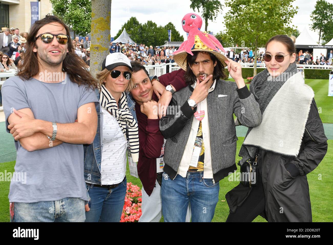 Singer David Boring and The Naive New Beaters band Eurobelix and Martin B.B. King the Prix de Diane Longines 2018 at Hippodrome de Chantilly on June 17, in Chantilly,