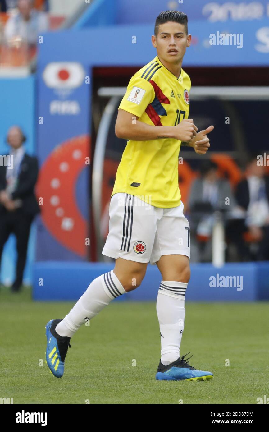Colombia's James Rodriguez during the 2018 FIFA World Cup Russia game,  Colombia vs Japan in Saransk Stadium, Saransk, Russia on June 19, 2018.  Japan won 2-1. Photo by Henri Szwarc/ABACAPRESS.COM Stock Photo - Alamy, image size:866x1390