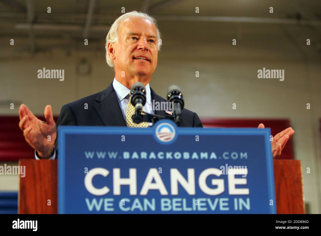 NO FILM, NO VIDEO, NO TV, NO DOCUMENTARY - Democratic vice-presidential nominee Joe Biden speaks to a crowd gathered at the Maple Point Middle School in Langhorne, PA, USA, on Friday, September 5, 2008. Photo by David Swanson/Philadelphia Inquirer/MCT/ABACAPRESS.COM Stock Photo