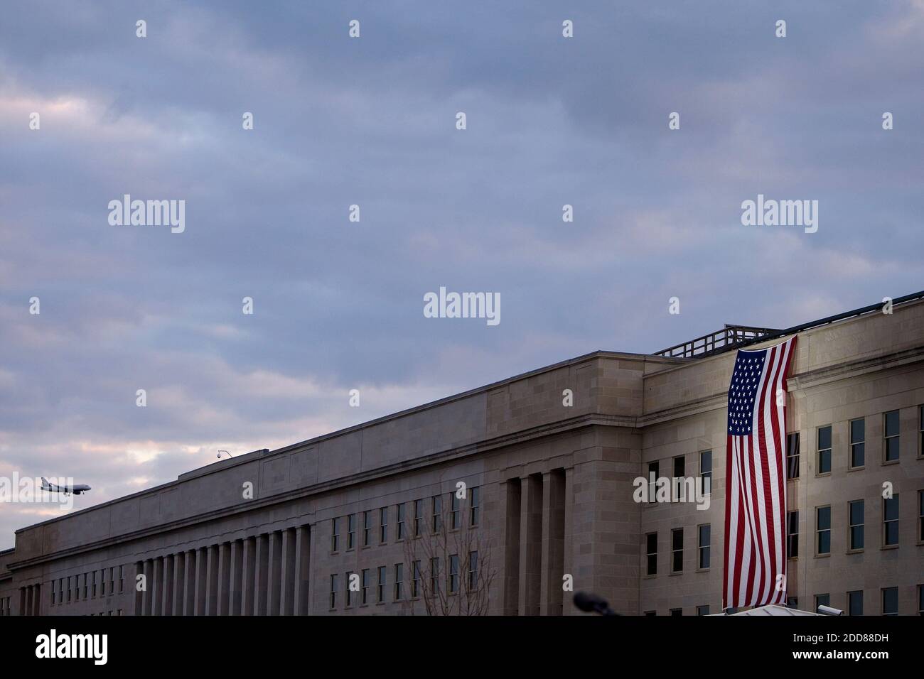 NO FILM, NO VIDEO, NO TV, NO DOCUMENTARY - An American flag hangs from the side of the Pentagon on the seventh anniversary of the attacks of September 2001, on September 11, 2008. Photo by Chuck Kennedy/MCT/ABACAPRESS.COM Stock Photo