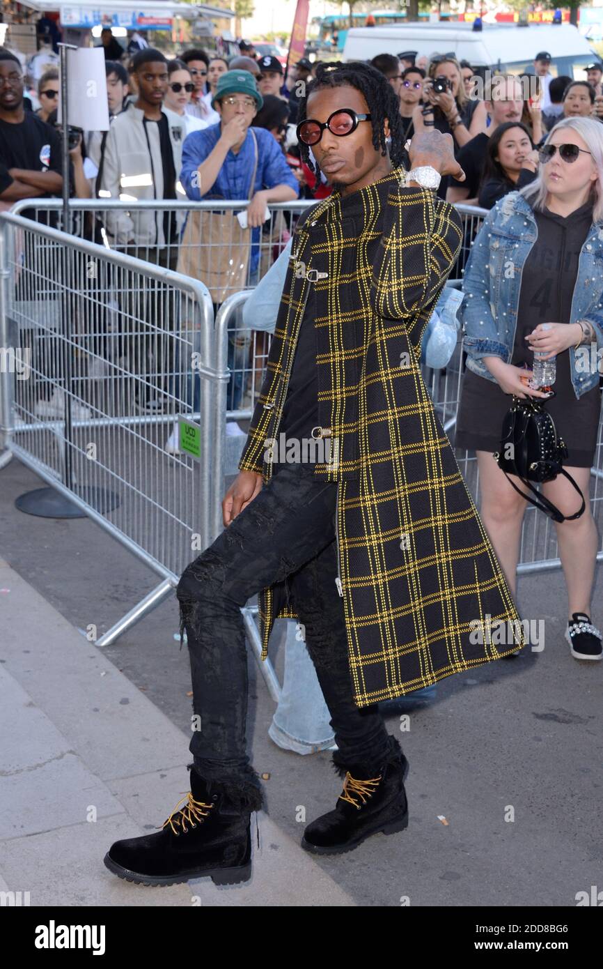 Off white top playboi carti