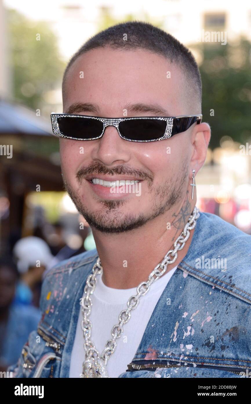 J Balvin attending the Off-White Menswear Spring Summer 2019 show as part  of Paris Fashion Week at the Palais de Chaillot in Paris, France on June  20, 2018. Photo by Aurore Marechal/ABACAPRESS.COM