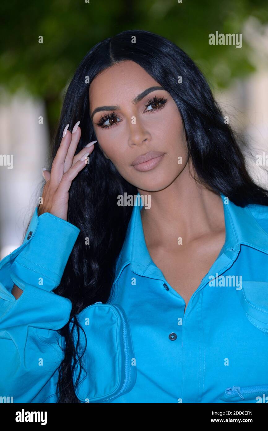 Kim Kardashian's Blue Dress at Louis Vuitton Show in Paris