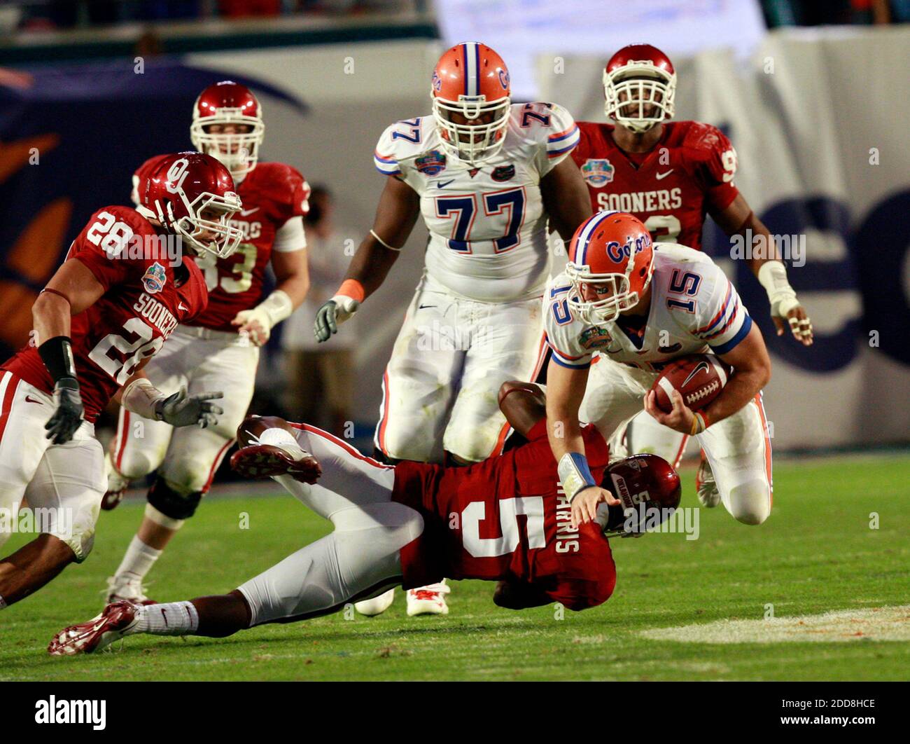 Florida quarterback Tim Tebow (15) during the game between the Florida  Gators and the LSU Tigers at Tiger Stadium in Baton Rouge, LA. (Credit  Image: © Matt Lange/Southcreek Global/ZUMApress.com Stock Photo 