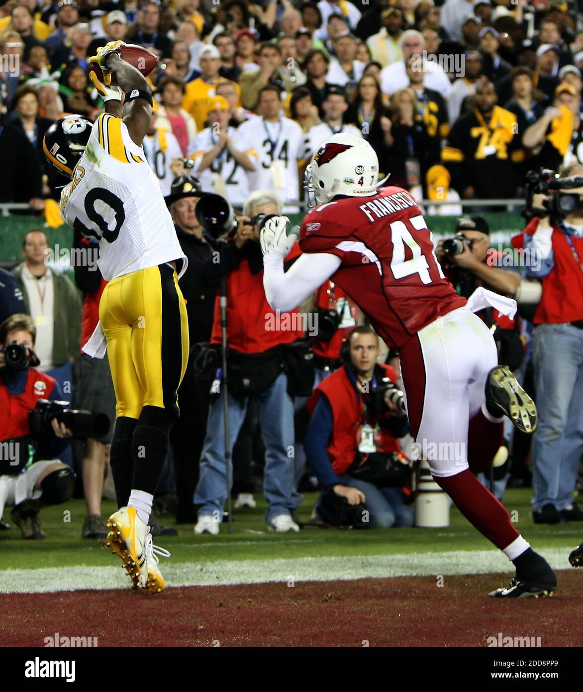 Touchdown Video Superbowl xliii touchdown hi-res stock photography and images - Alamy