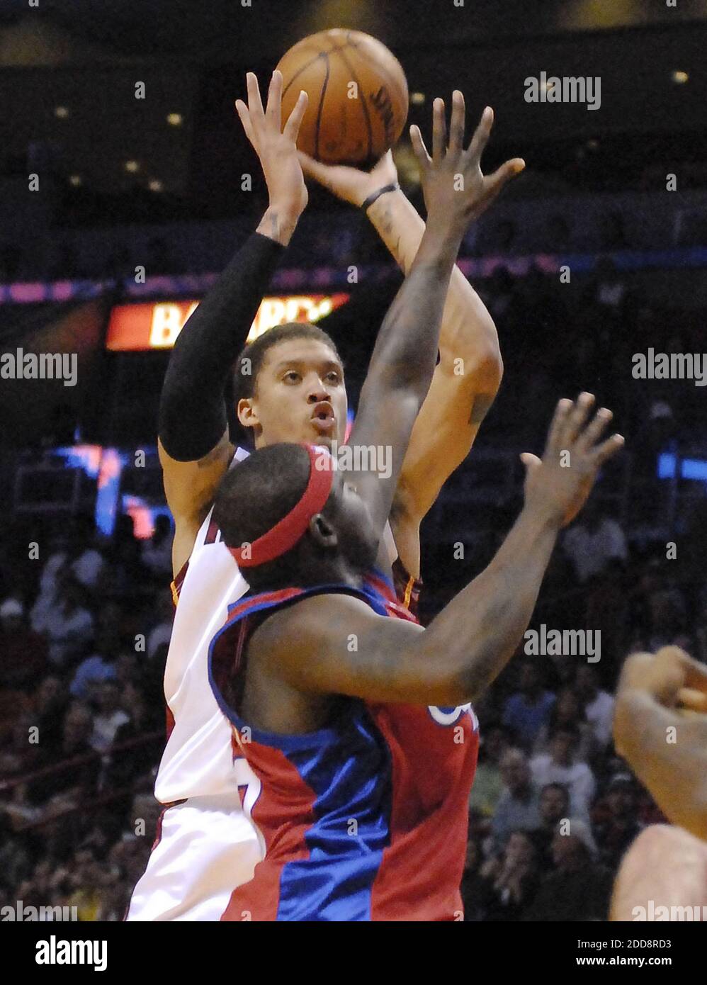 NO FILM, NO VIDEO, NO TV, NO DOCUMENTARY - Miami Heat's Michael Beasley puts up a shot as Los Angeles Clippers Zach Randolph (50) defends during the second quarter at the AmericanAirlines Arena in Miami, FL, USA on February 2, 2009. Photo by Gaston De Cardenas/Miami Herald/MCT/Cameleon/ABACAPRESS.COM Stock Photo