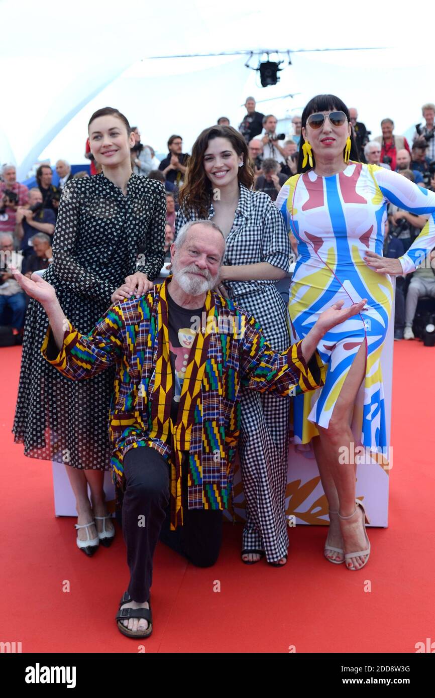 Olga Kurylenko, Joana Ribeiro, Terry Gilliam, Rossy de Palma attending the The Man Who Killed Don Quixote Photocall held at the Palais des Festivals as part of the 71st annual Cannes Film Festival on May 19, 2018 in Cannes, France. Photo by Aurore Marechal/ABACAPRESS.COM Stock Photo