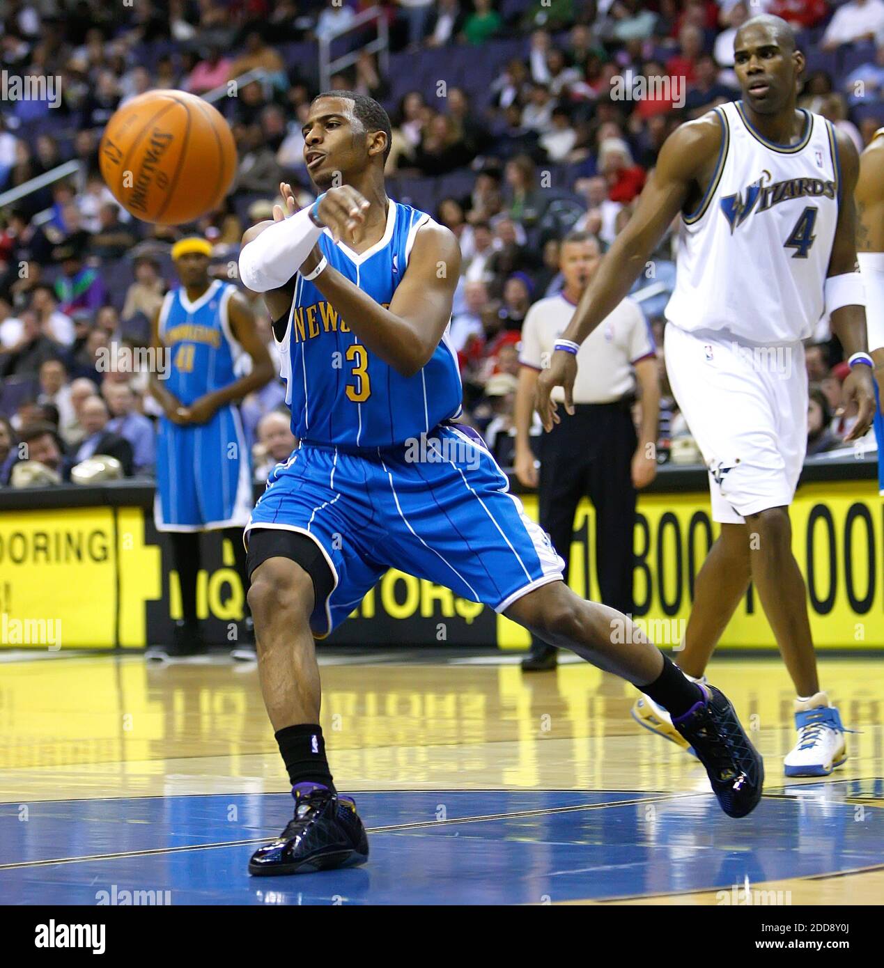 Chris paul hornets hi-res stock photography and images - Alamy