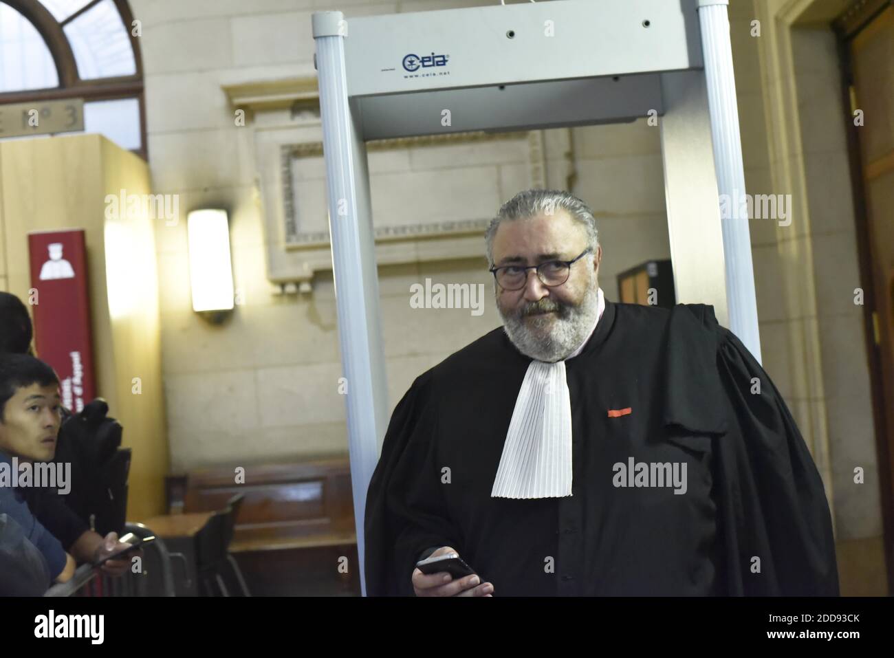 Maitre Michel Tubiana leaving Paris courthouse on September 10, 2018 in Paris, during the trial of three far-right activists involved in Clement Meric's death. Clement Meric was killed in 2013 after being badly beaten in a clash in a busy shopping area between far-right and anti-fascist activists. Photo by Patrice Pierrot/Avenir Pictures/ABACAPRESS.COM Stock Photo