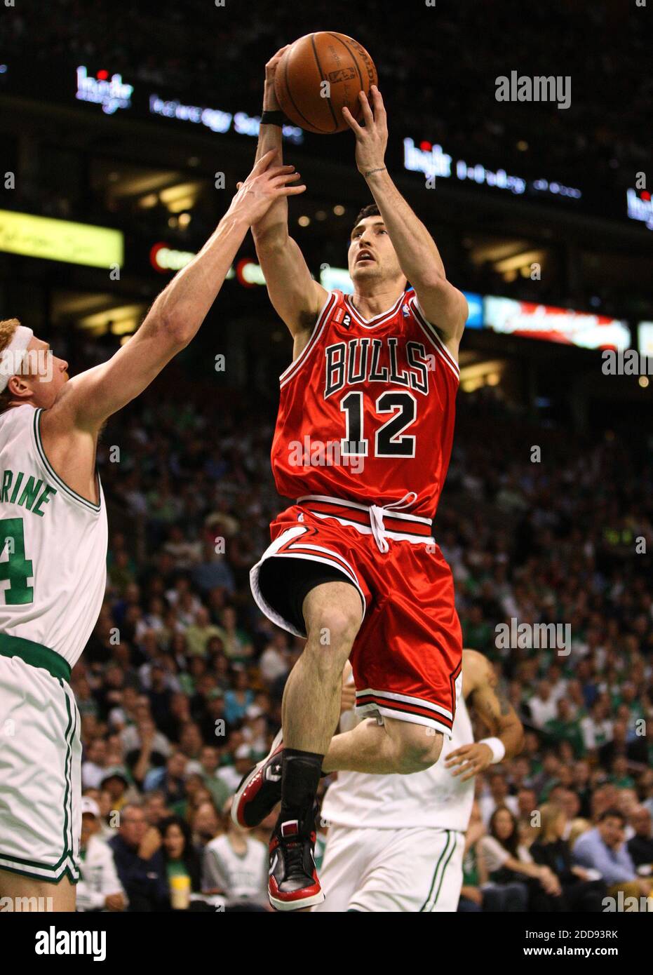 Chicago Bulls - Brian Scalabrine : 2010-2012