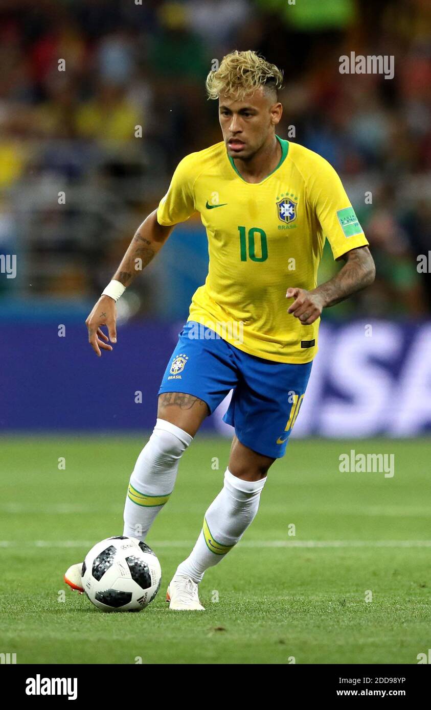 ROSTOV-ON-DON, RUSSIA - JUNE 17: Neymar Jr of Brazil runs with the ball  during the 2018 FIFA World Cup Russia group E match between Brazil and  Switzerland at Rostov Arena on June
