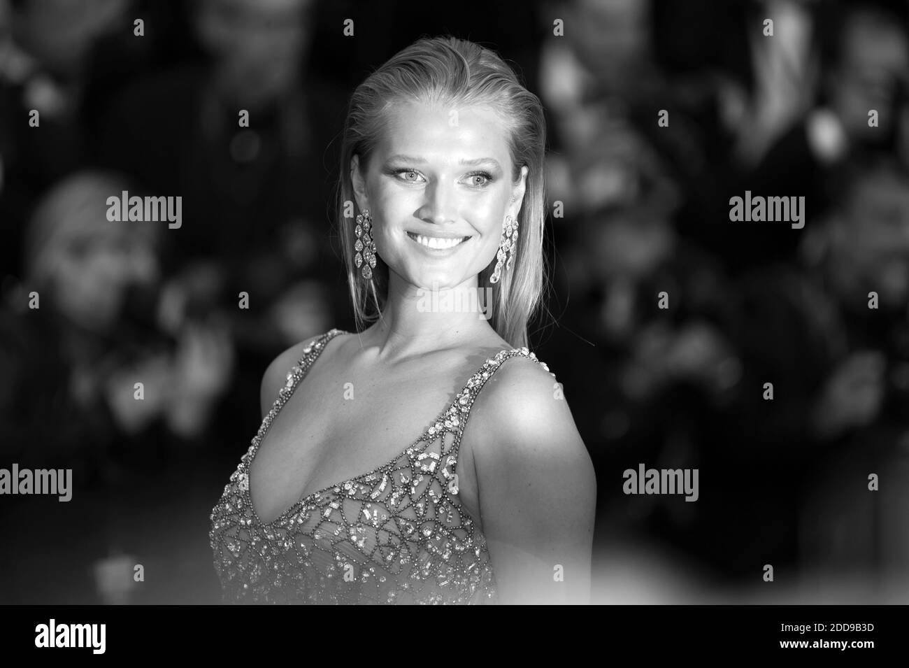 Toni Garrn arriving on the red carpet of 'Solo A Star Wars story