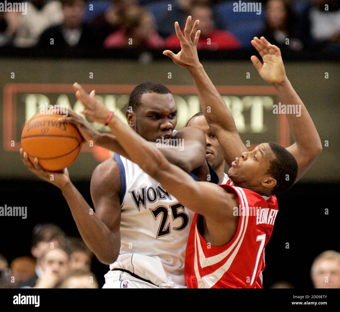 Kyle lowry hi-res stock photography and images - Alamy