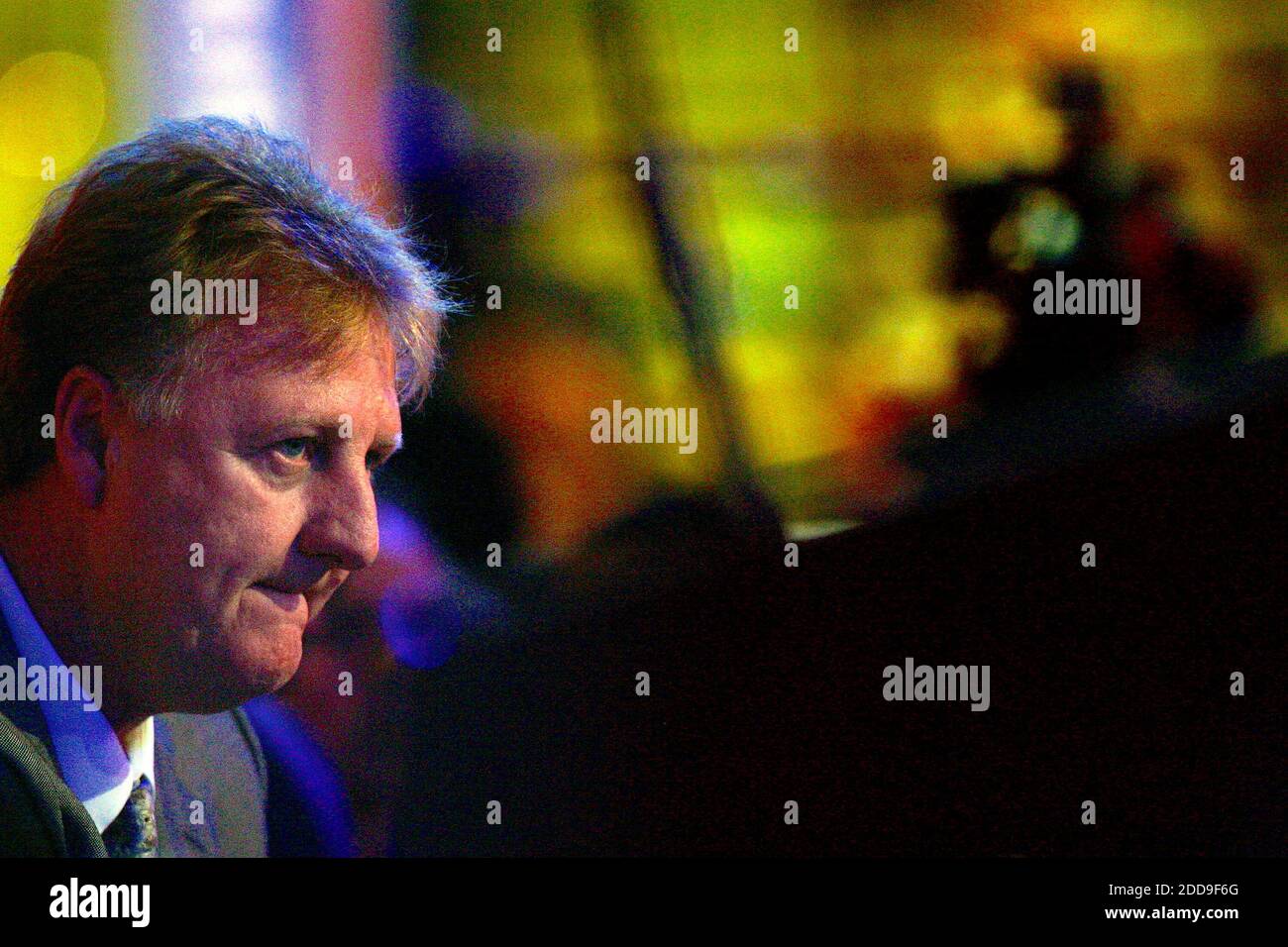 Larry bird hi-res stock photography and images - Page 2 - Alamy