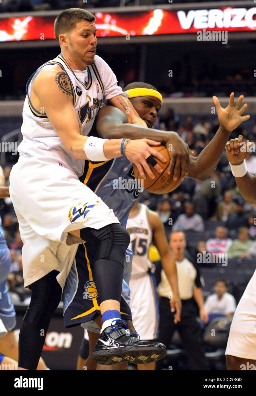 NO FILM, NO VIDEO, NO TV, NO DOCUMENTARY - Washington Wizards forward Mike Miller, left, and Memphis Grizzlies forward Zach Randolph battle for a rebound during the first quarter at the Verizon Center in Washington, D.C., Wednesday, February 24, 2010. Photo by Chuck Myers/MCT/ABACAPRESS.COM Stock Photo