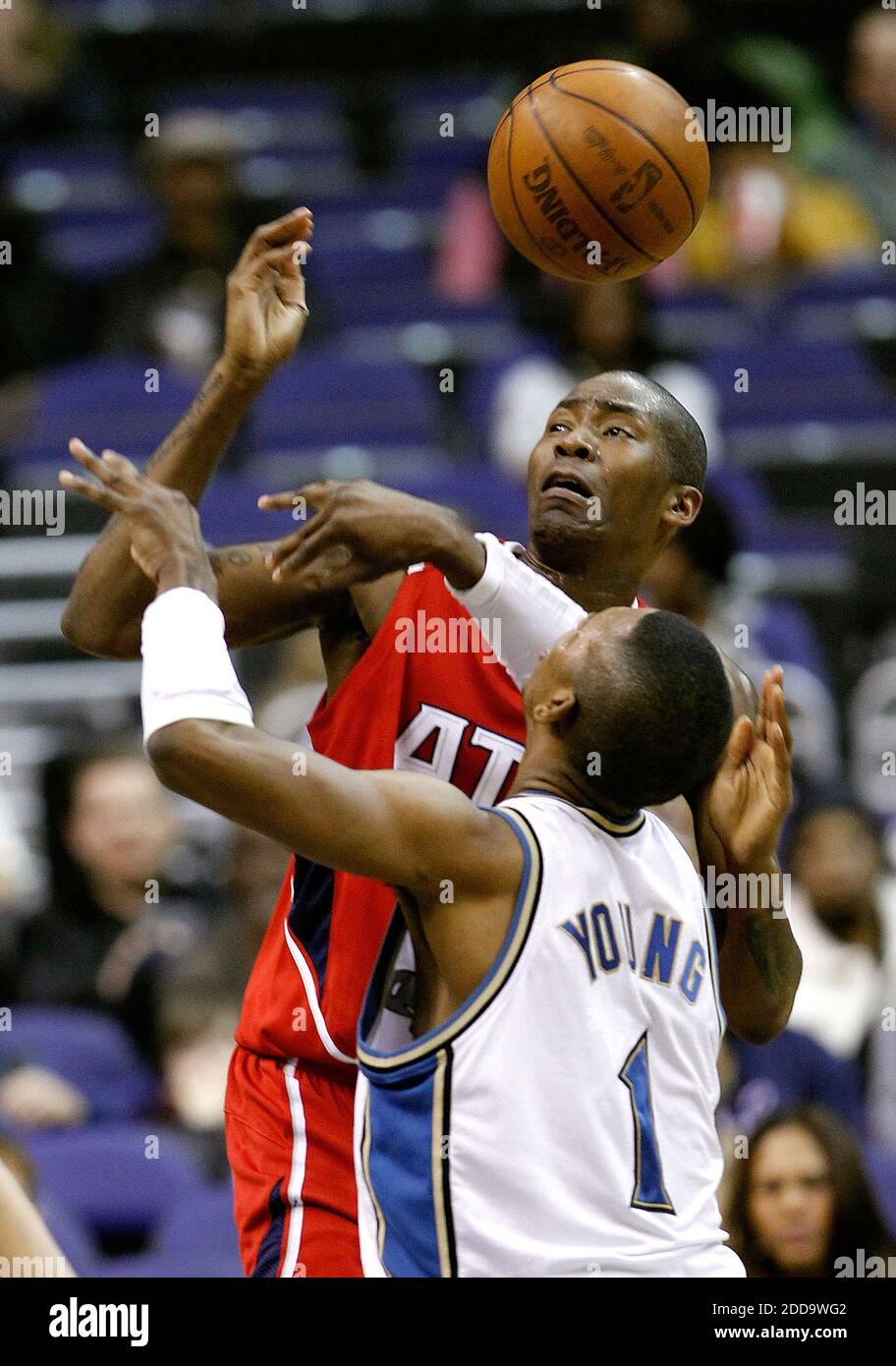 Lot Detail - 2009-2010 Jamal Crawford Game Used Atlanta Hawks