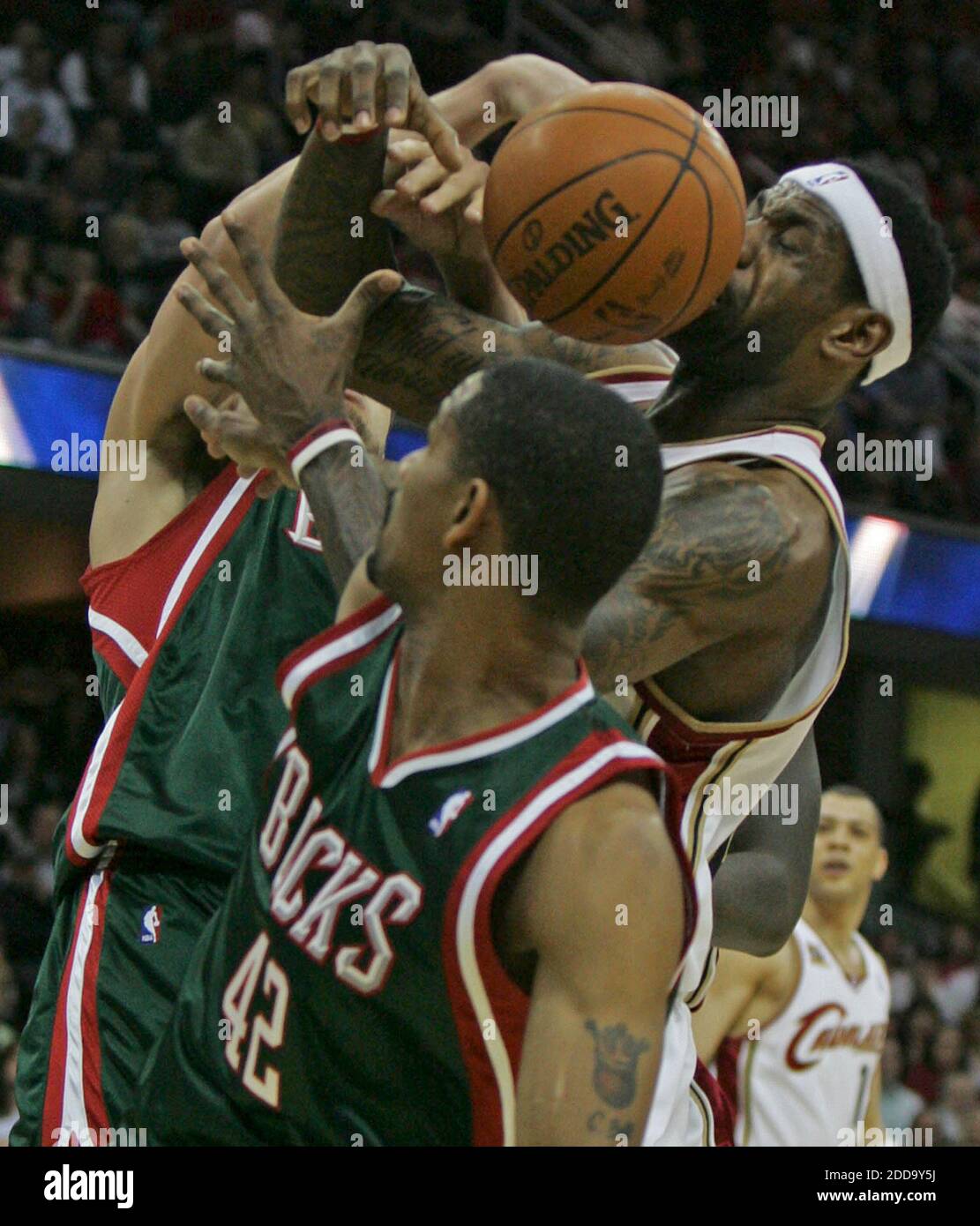 Lebron James Action Shot Hi Res Stock Photography And Images Alamy Lebron James Action Shot Hi Res Stock Photography And Images Alamy
