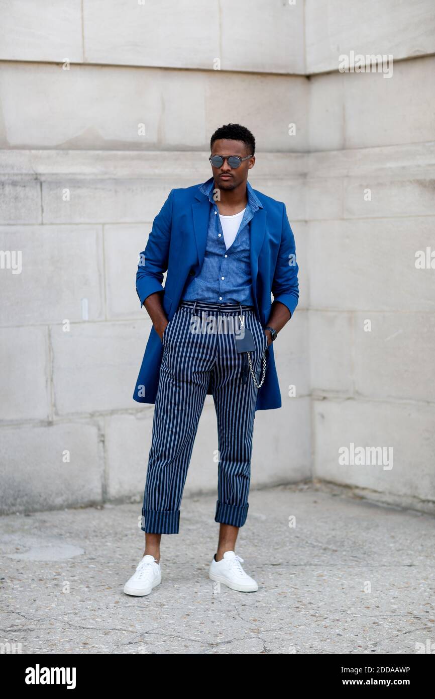 Street style, Brice Butler arriving at Cerruti 1881 Spring-Summer 2019  menswear show held at Grand Palais, in Paris, France, on June 22nd, 2018.  Photo by Marie-Paola Bertrand-Hillion/ABACAPRESS.COM Stock Photo - Alamy